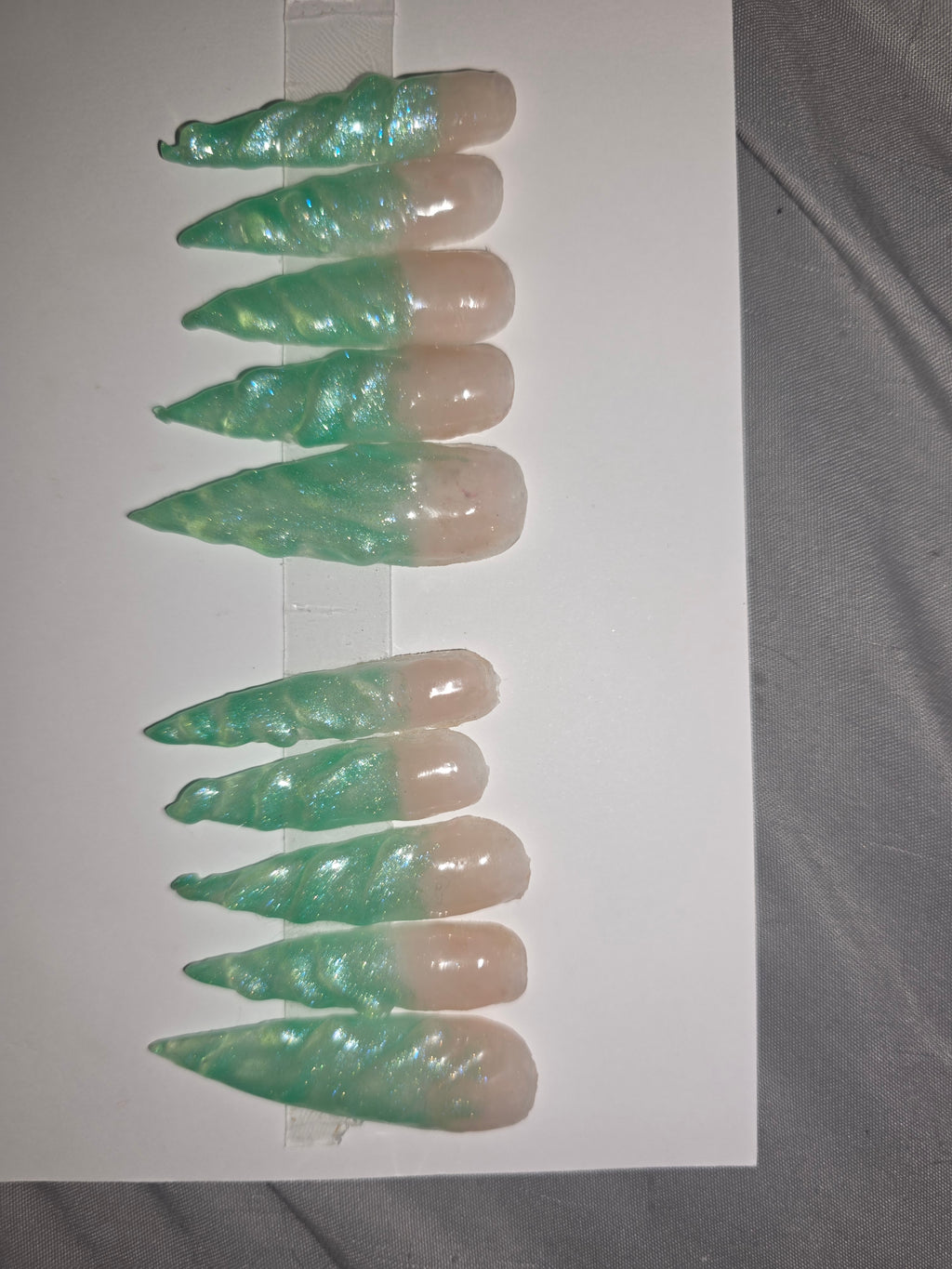 Green Tip Swirl Press on Nails Set of 10