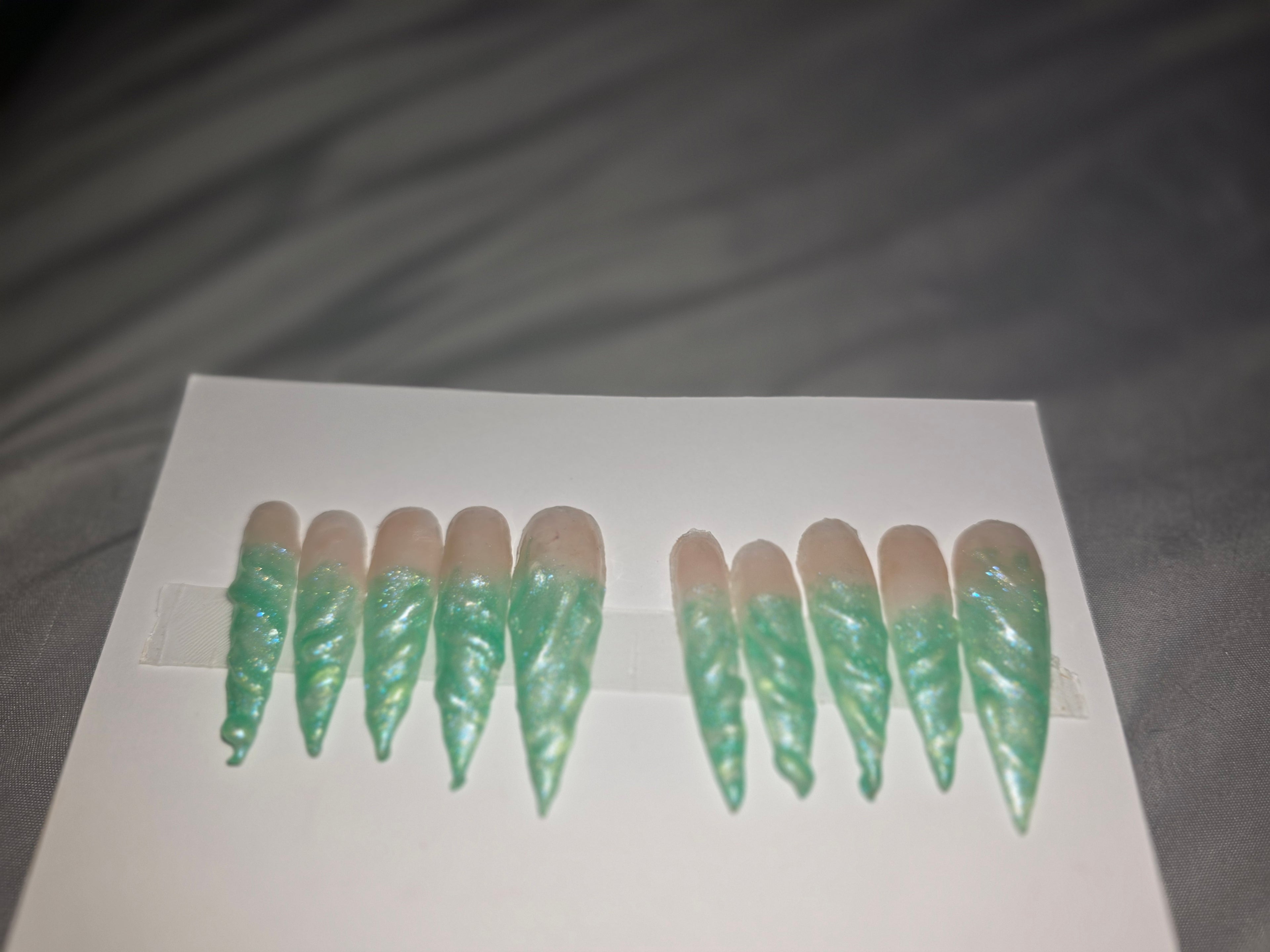 Green Tip Swirl Press on Nails Set of 10