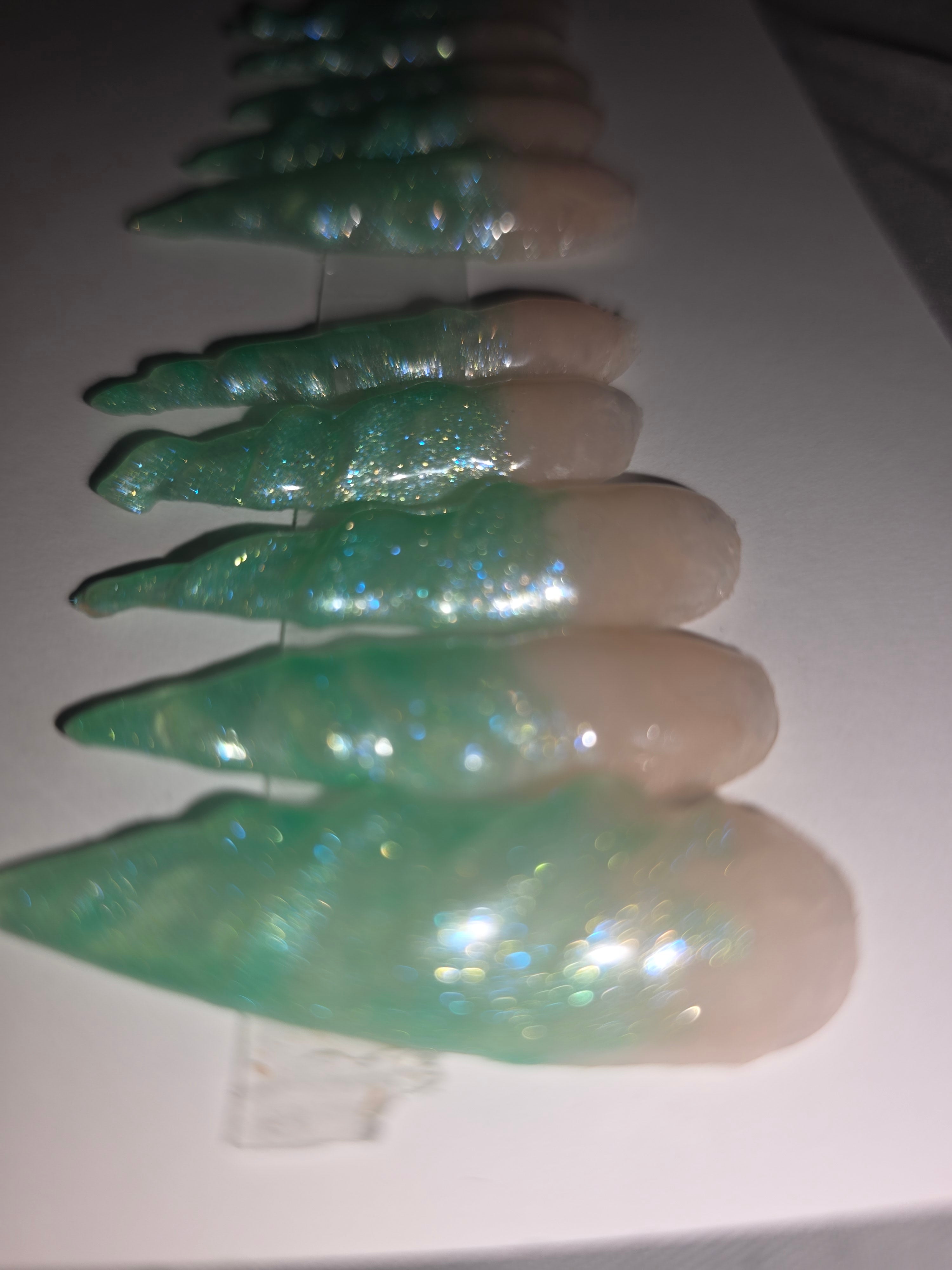 Green Tip Swirl Press on Nails Set of 10