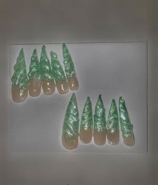 New Set Stiletto Tip Green Swirl Effect